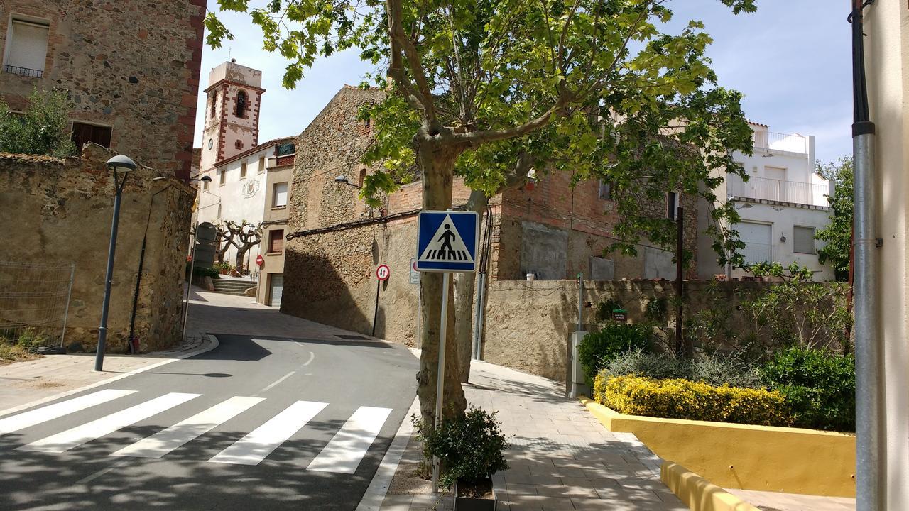 Ca L'Amadeu Hotel Vilanova de Escornalbou Eksteriør billede