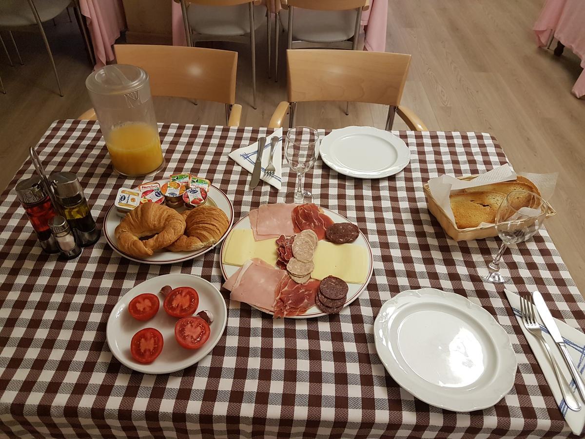Ca L'Amadeu Hotel Vilanova de Escornalbou Eksteriør billede